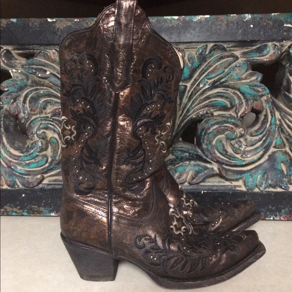 Black & Copper metallic studded Corral boots 7.5 - Picture 5 of 5